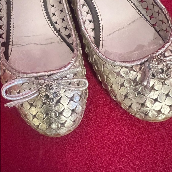 Richmond Metallic Silver Flats with Bow Detail and Textured Surface - Picture 4 of 10
